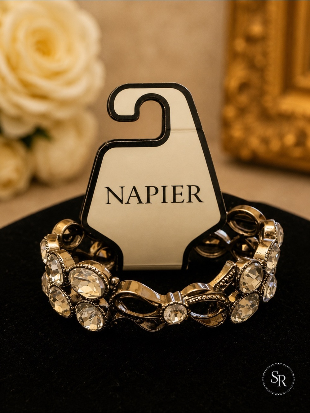 Vintage Napier NWT Rhinestone Bow Stretch Bracelet Gold Tone Statement 7”